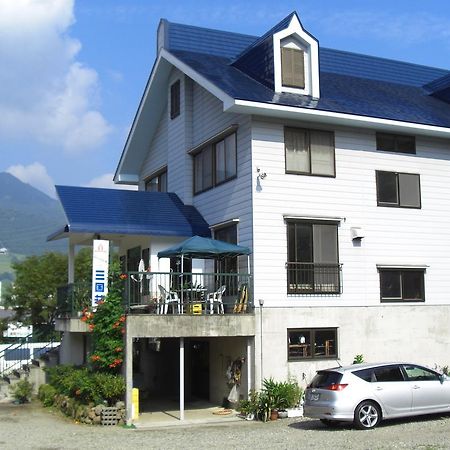 Naeba Mikuniso Hotel Kusatsu  Buitenkant foto